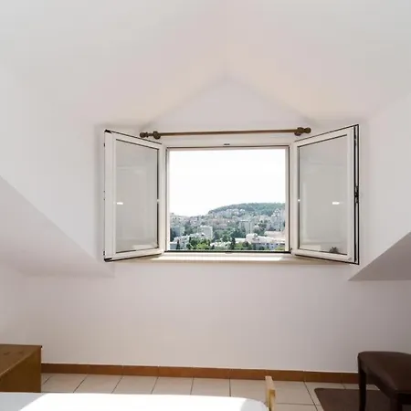 Casa de hóspedes Misita 3*